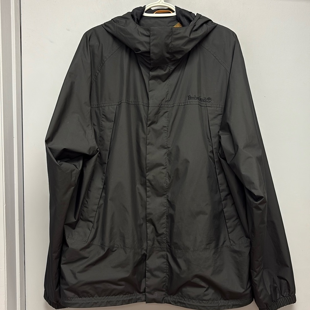 Timberland Men’s Lightweight Waterproof Hooded Windbreaker XL